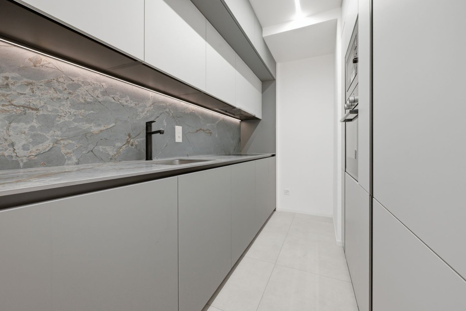3 rooms apartment, foto 5 di 9
