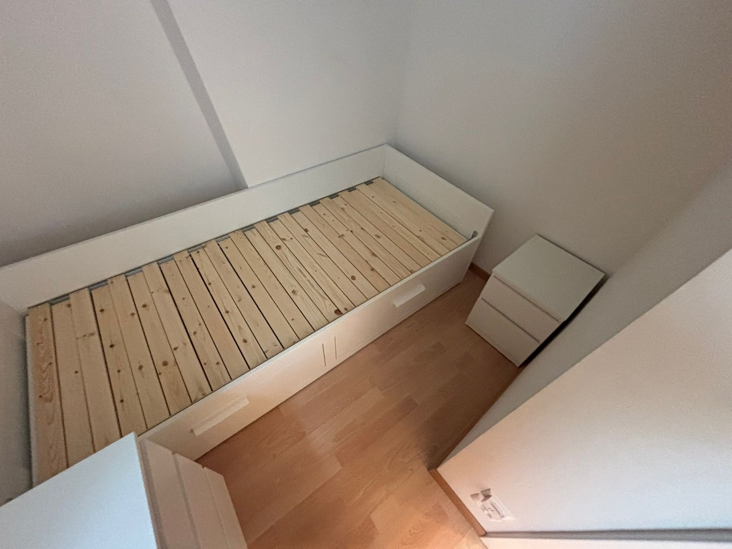 1 room single room