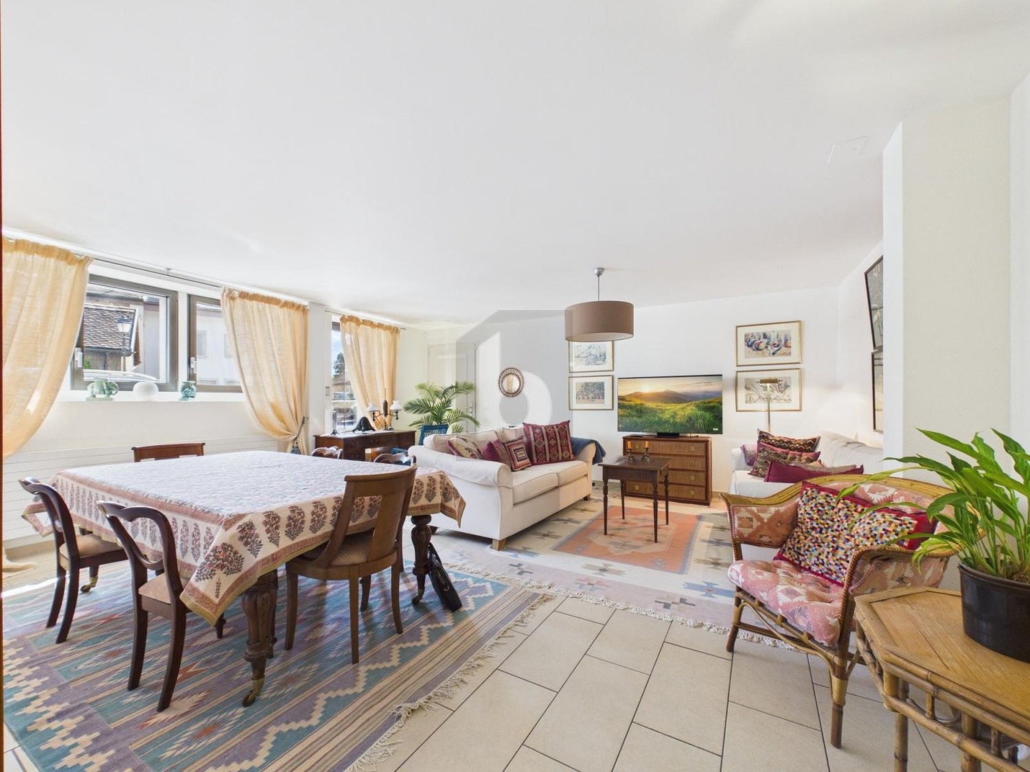 4 rooms apartment, photo 2 of 4