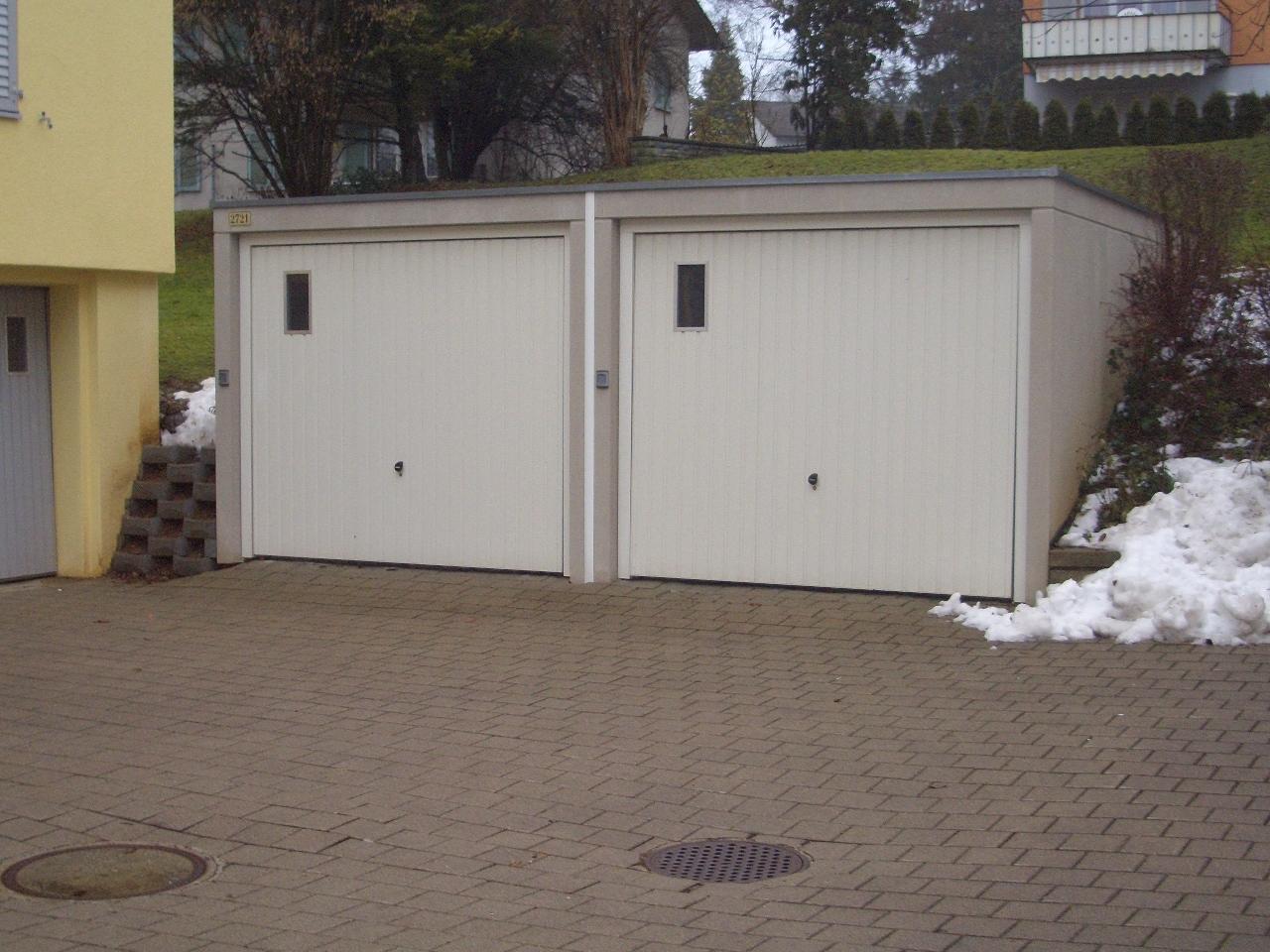 Single garage, photo 3 of 3