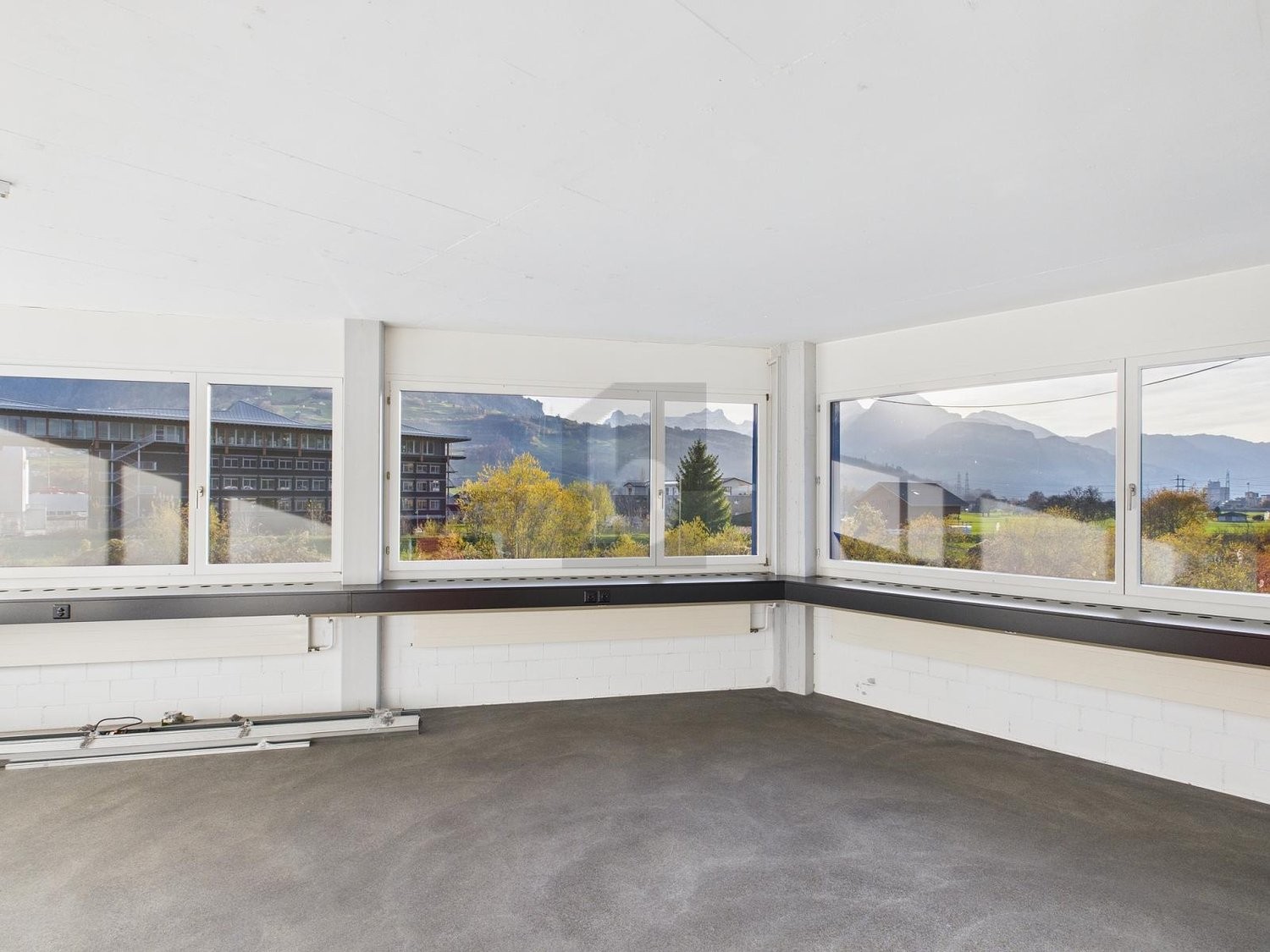 131m² office, photo 3 of 4