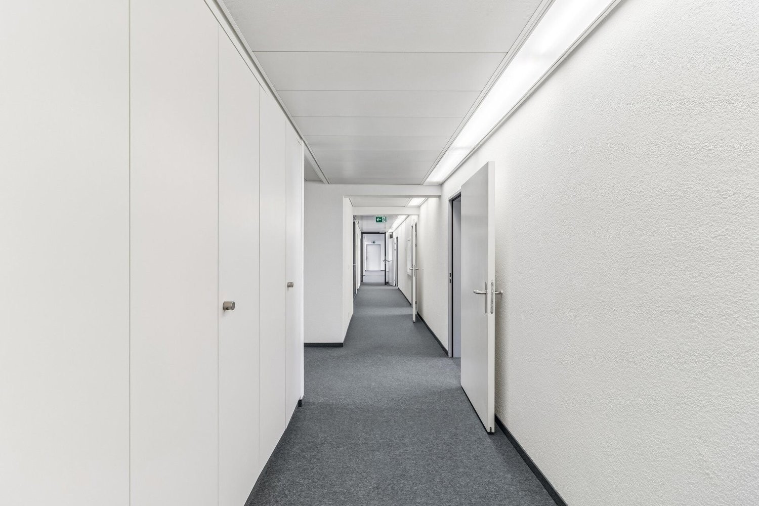 161m² office, photo 3 of 10