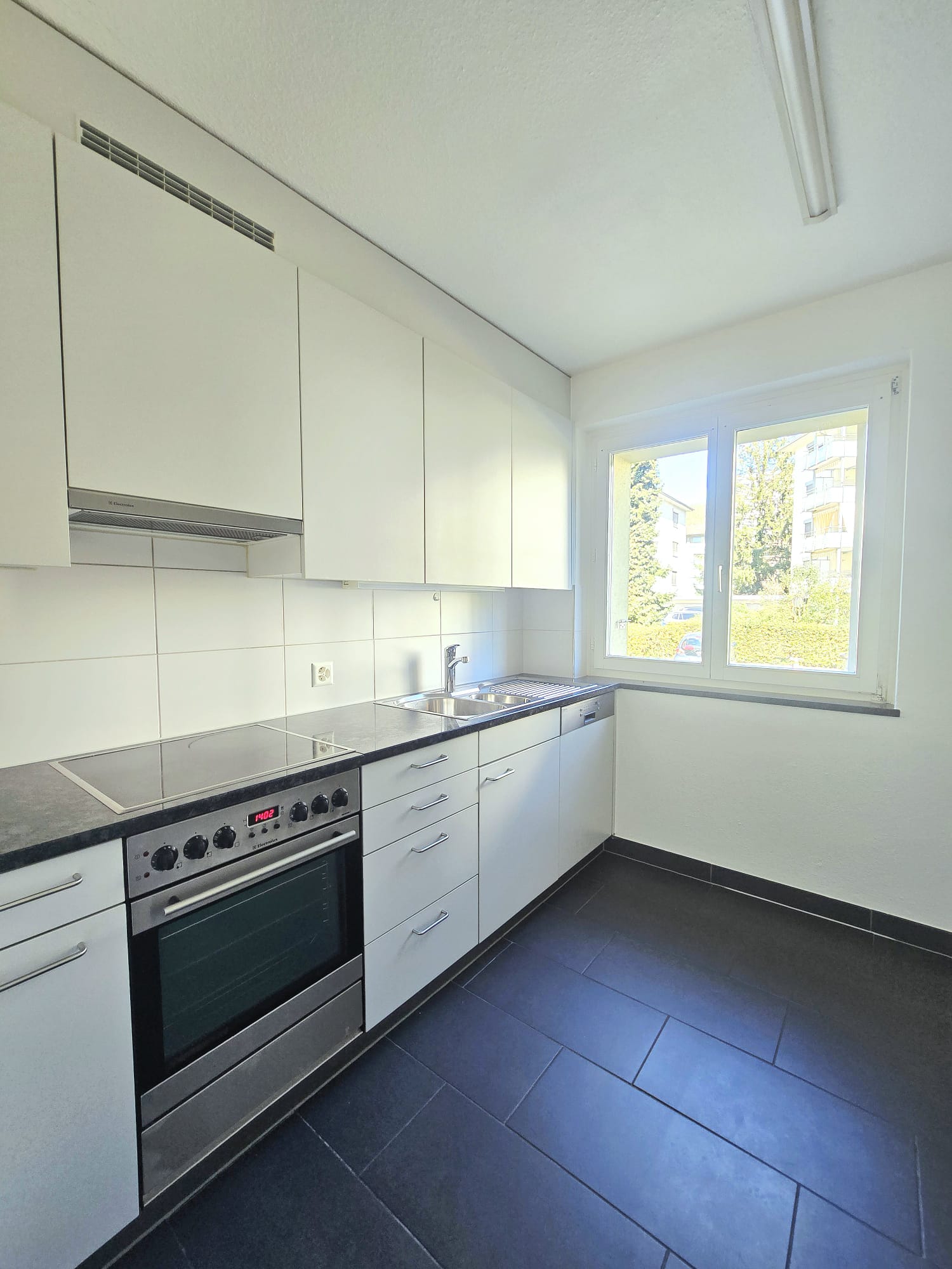 4 rooms apartment, photo 1 of 8