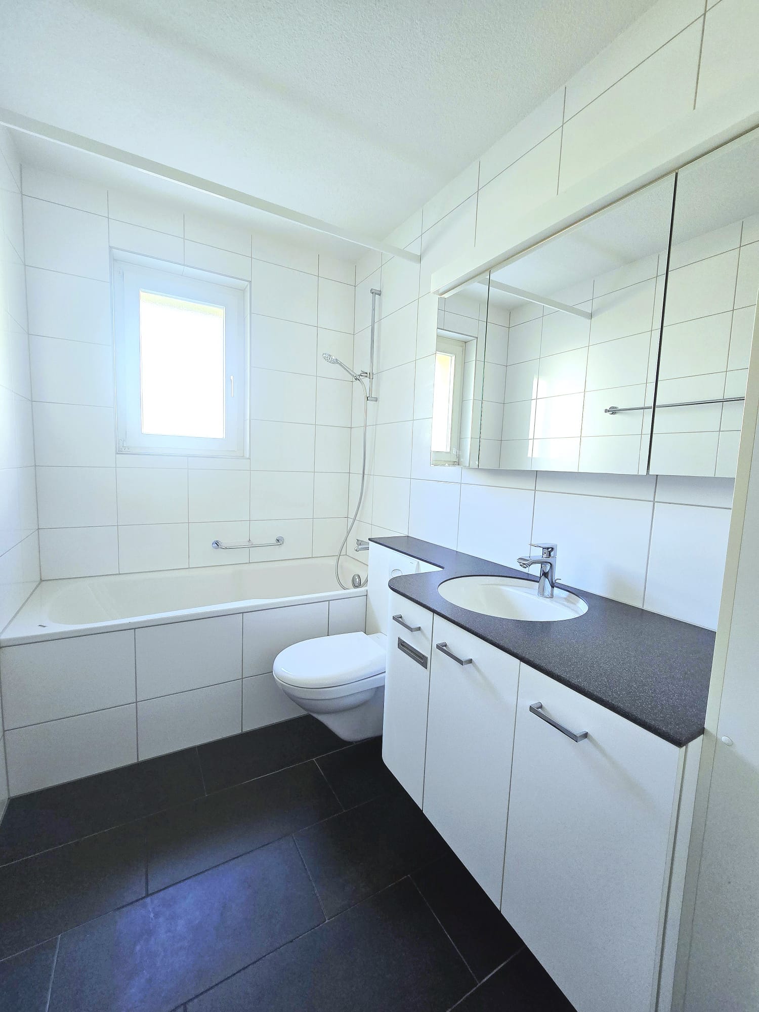 4 rooms apartment, photo 3 of 8