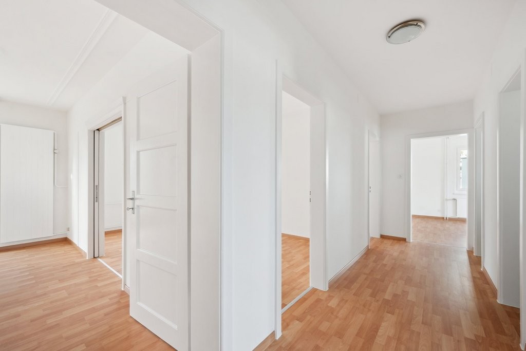 4 rooms apartment, photo 3 of 9