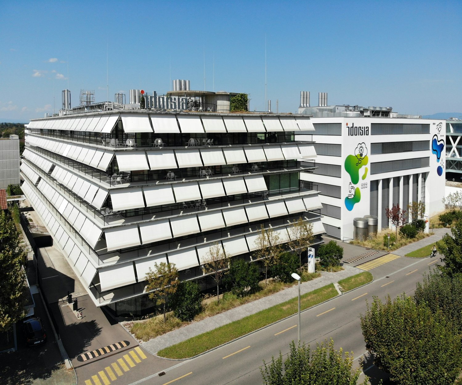 35000m² laboratory, photo 2 of 10