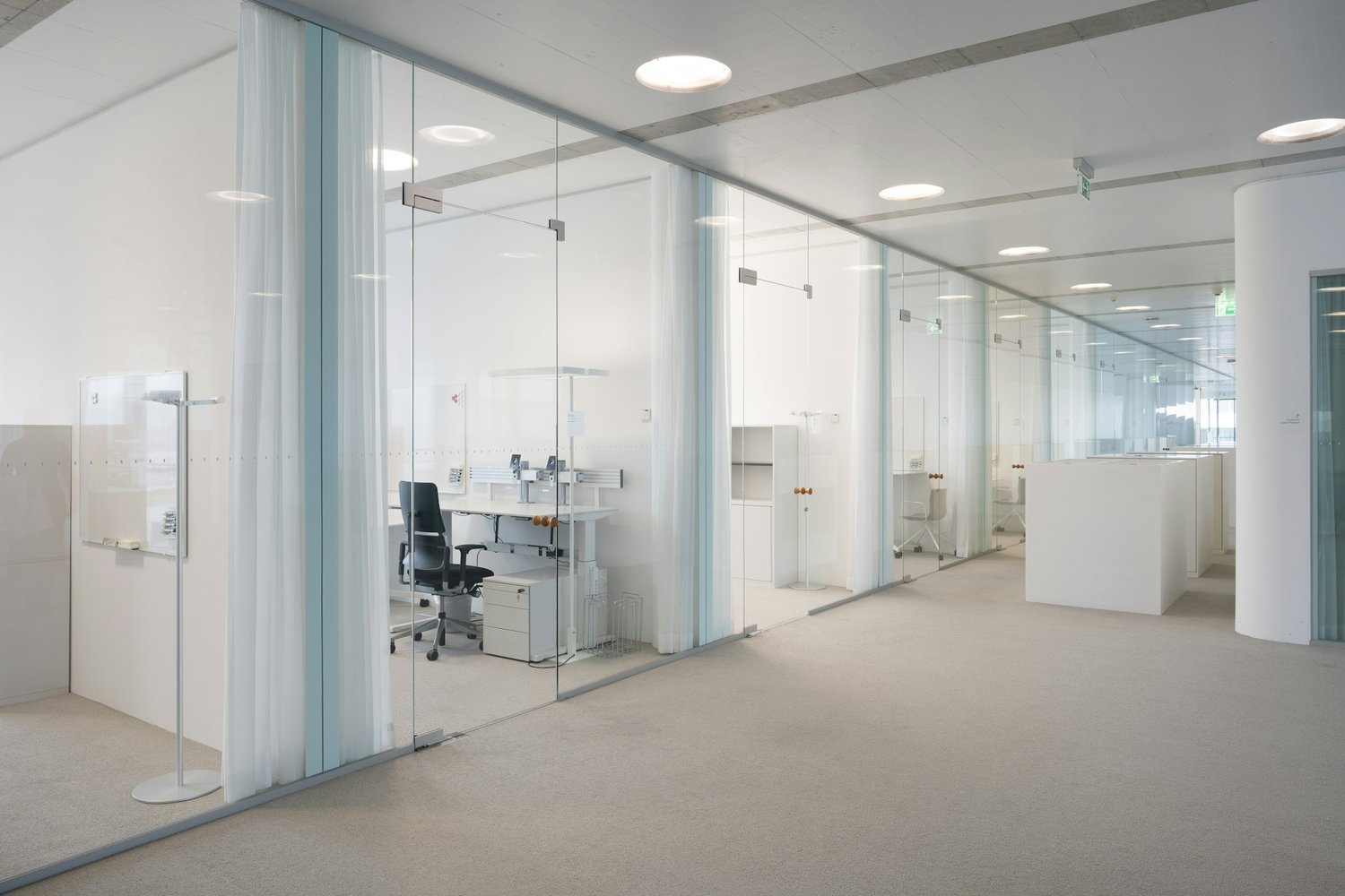 35000m² laboratory, photo 10 of 10