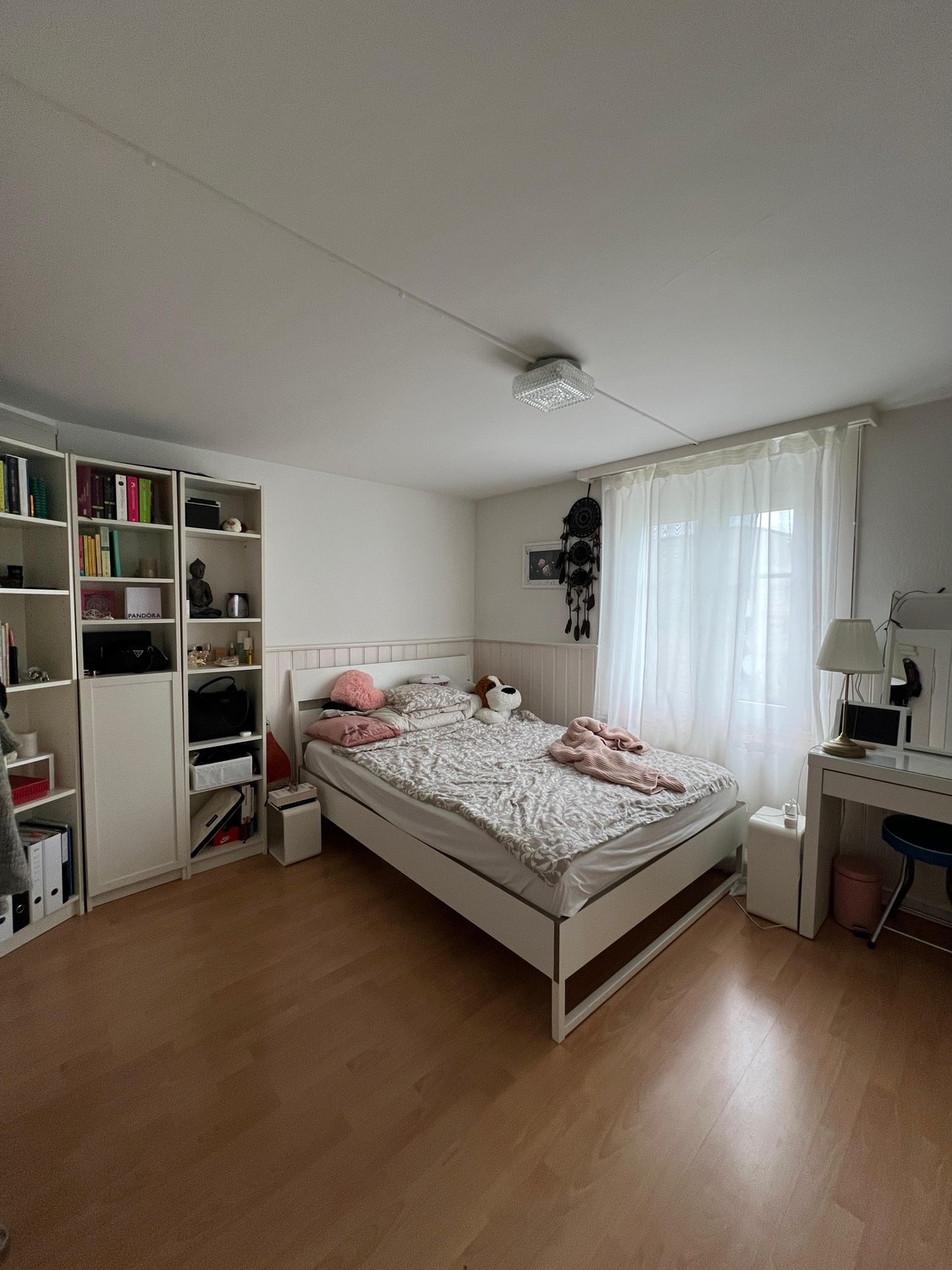 Camera in un appartamento condiviso, foto 1 di 8