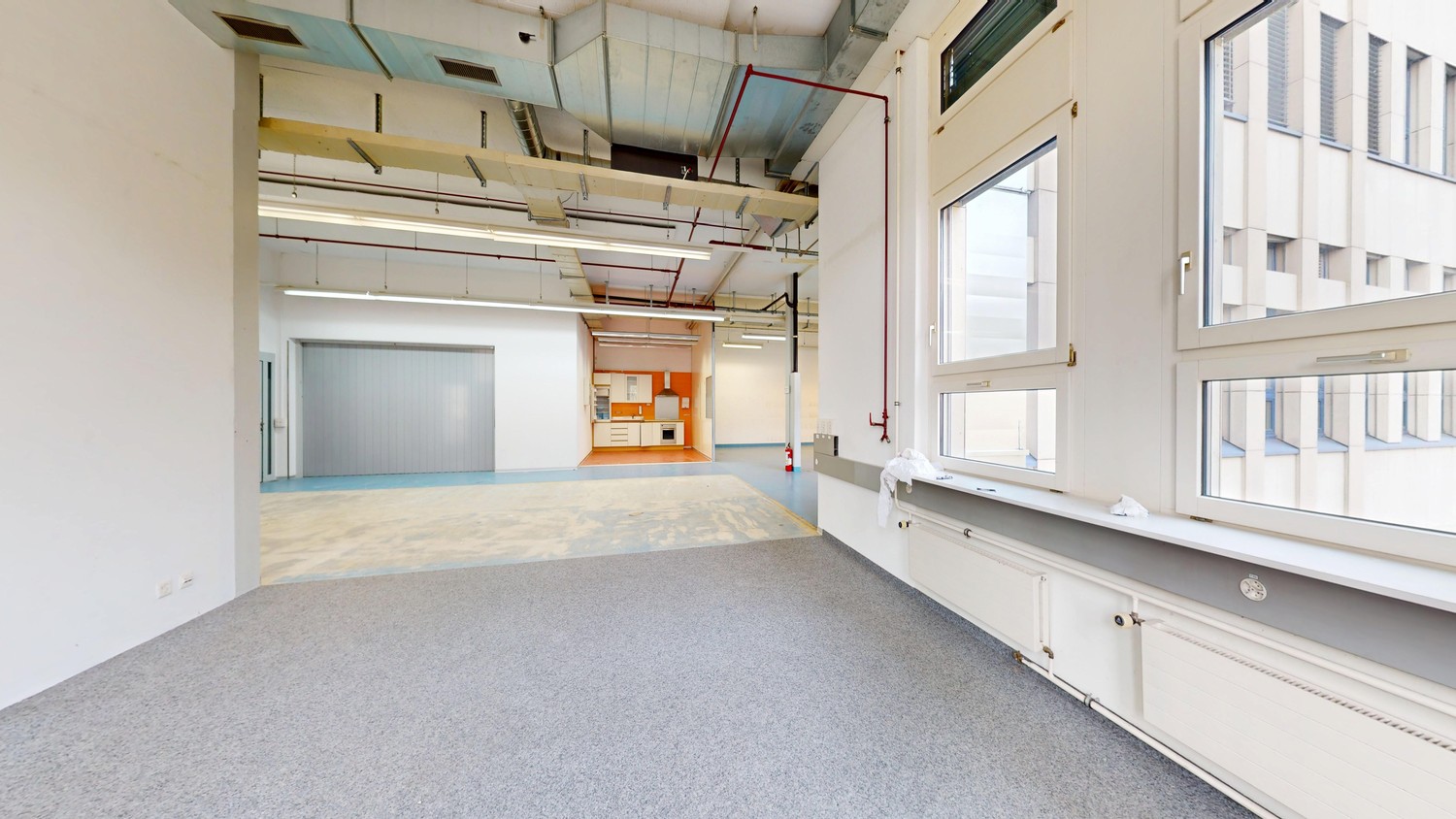 235m² commercial, photo 6 of 8