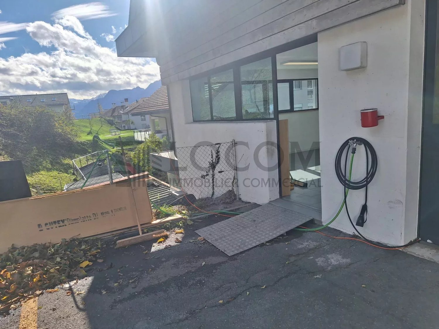 70m² shop, photo 9 of 10