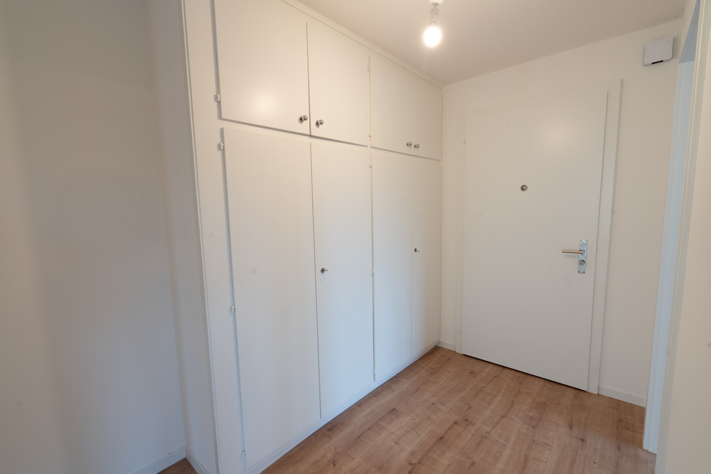 3 rooms apartment, photo 9 of 10