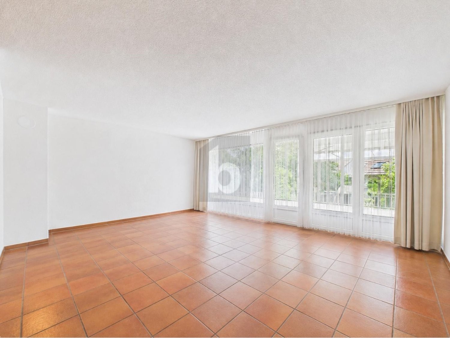 5 ½ rooms row house, photo 2 of 4