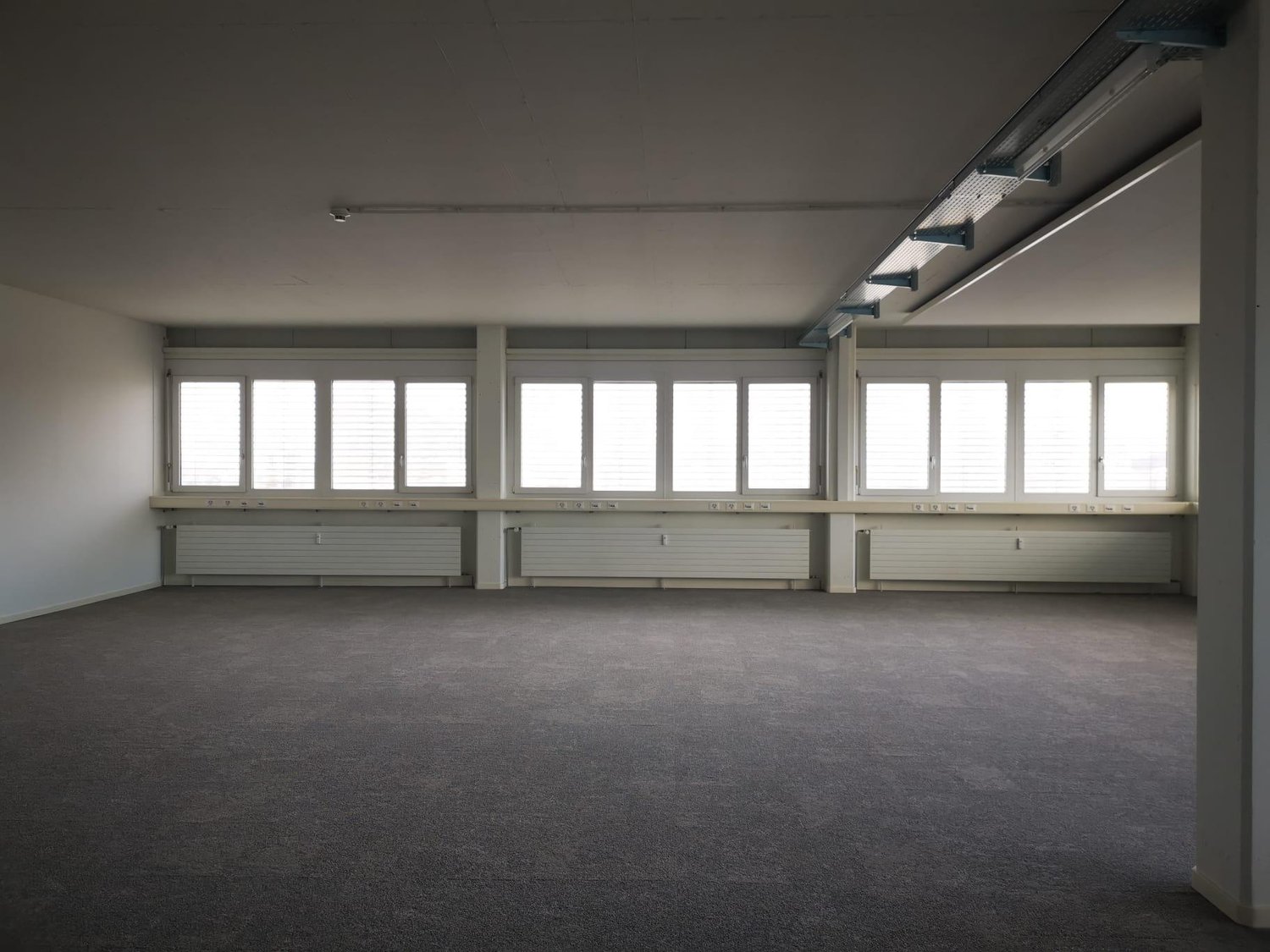154m² commercial