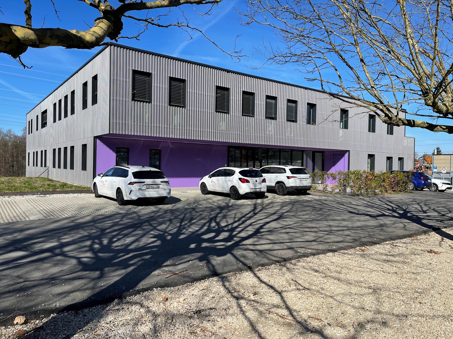524m² office
