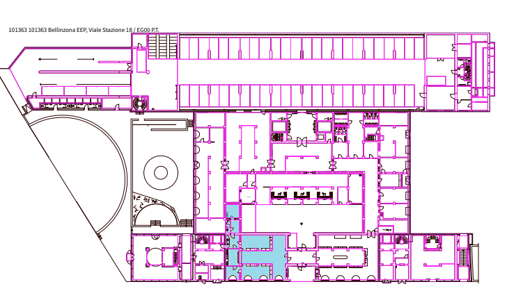 215m² shop, photo 2 of 2