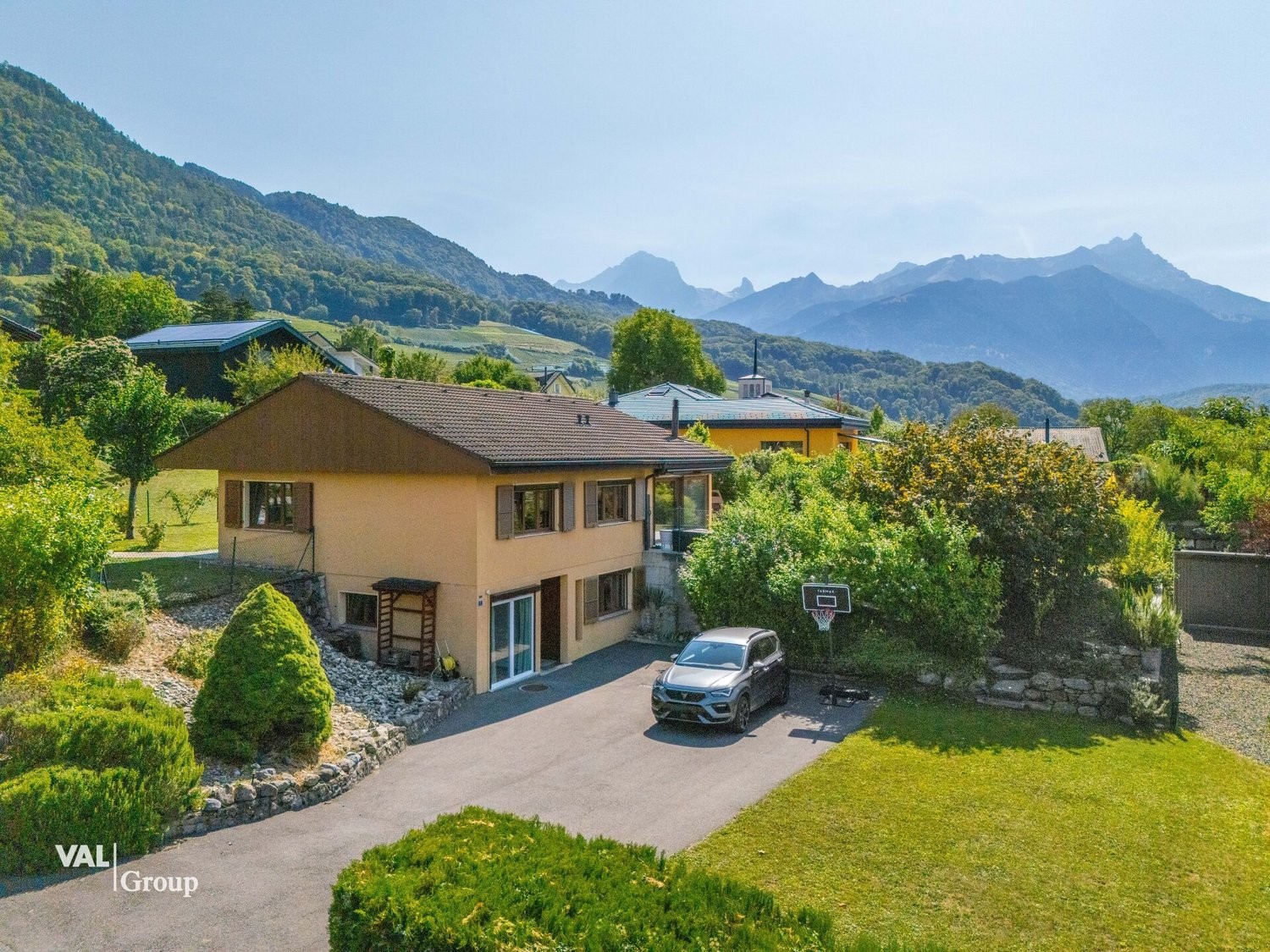 5-Zimmer-Einfamilienhaus, Foto 1 von 10