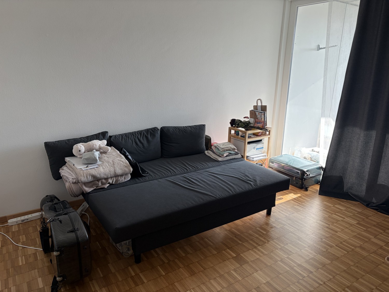 Glatttalstrasse 102, 8052 Zürich - CHF 1200 incl. utilities per month, photo 1 of 6