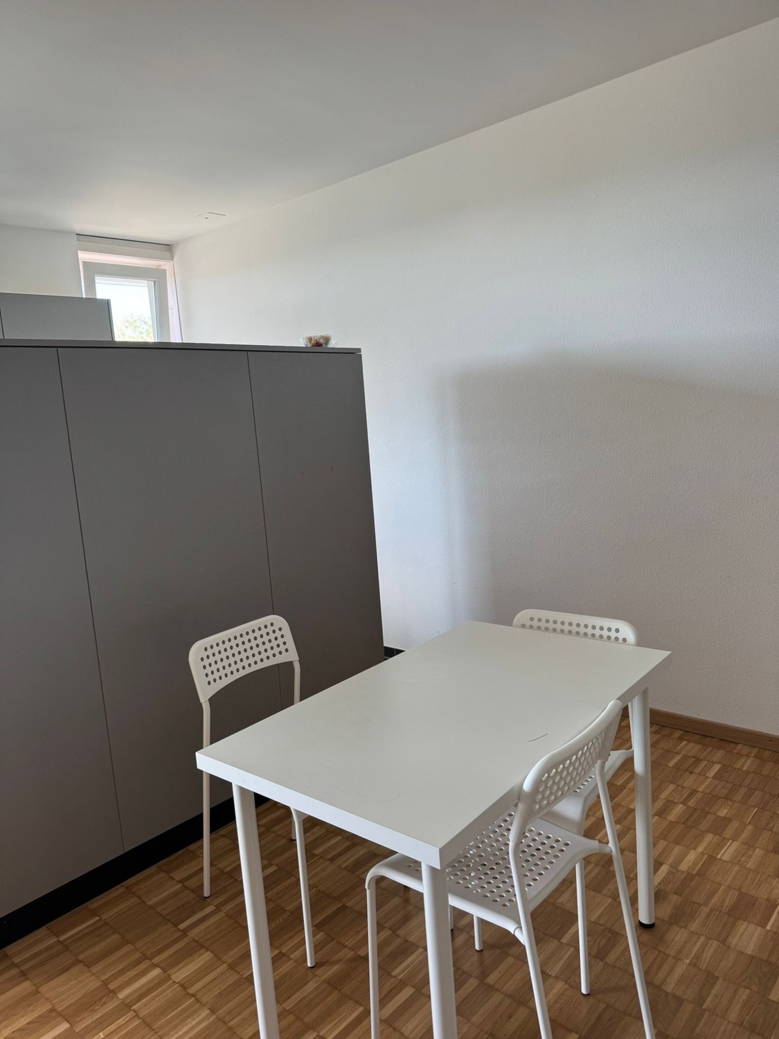 Glatttalstrasse 102, 8052 Zürich - CHF 1200 incl. utilities per month, photo 5 of 6