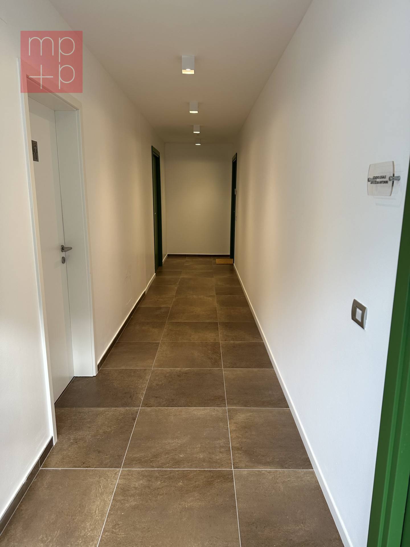 195m² office, photo 6 of 8