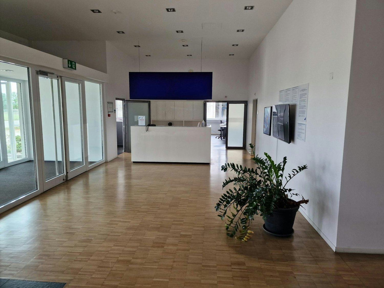 10000m² commercial, photo 4 of 8