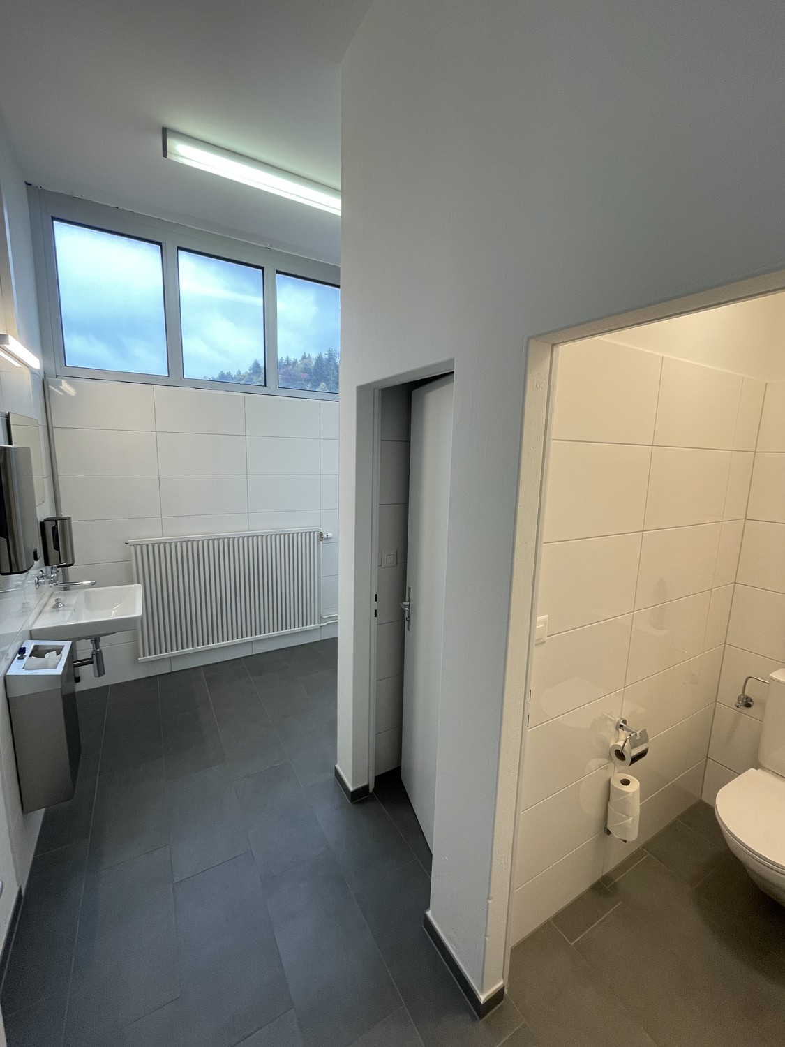 300-1240m² commercial, photo 7 of 10