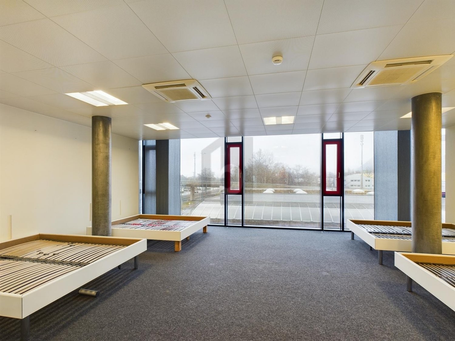 150m² office, photo 3 of 4