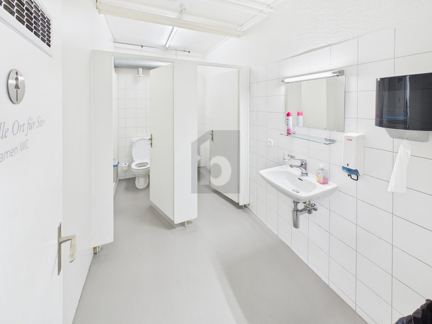 155m² office, photo 3 of 4