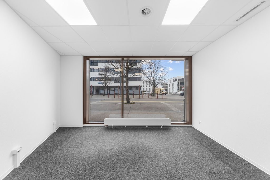 105m² commerciale