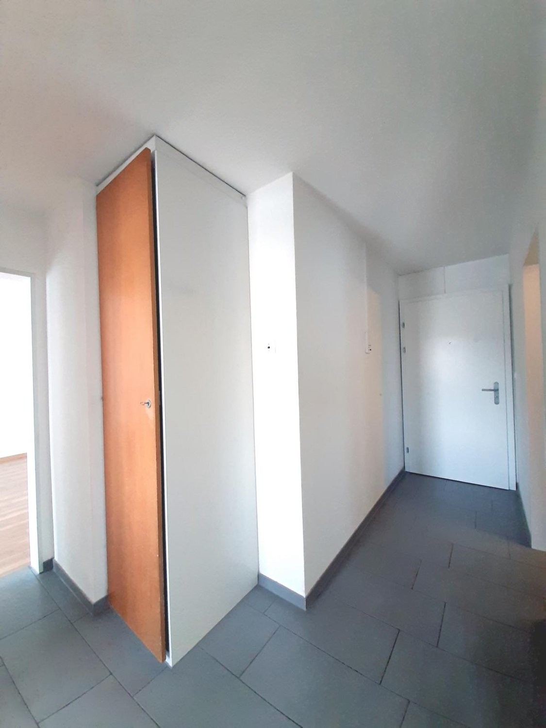 3 rooms apartment, photo 3 of 9
