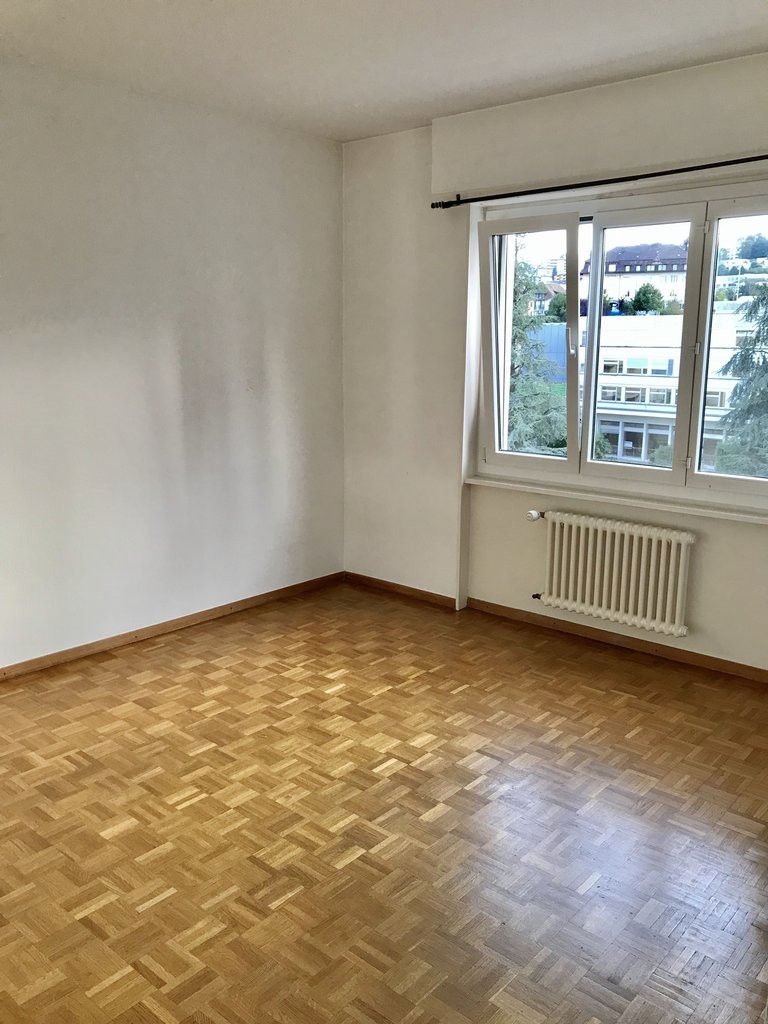 2 rooms apartment, photo 2 of 6