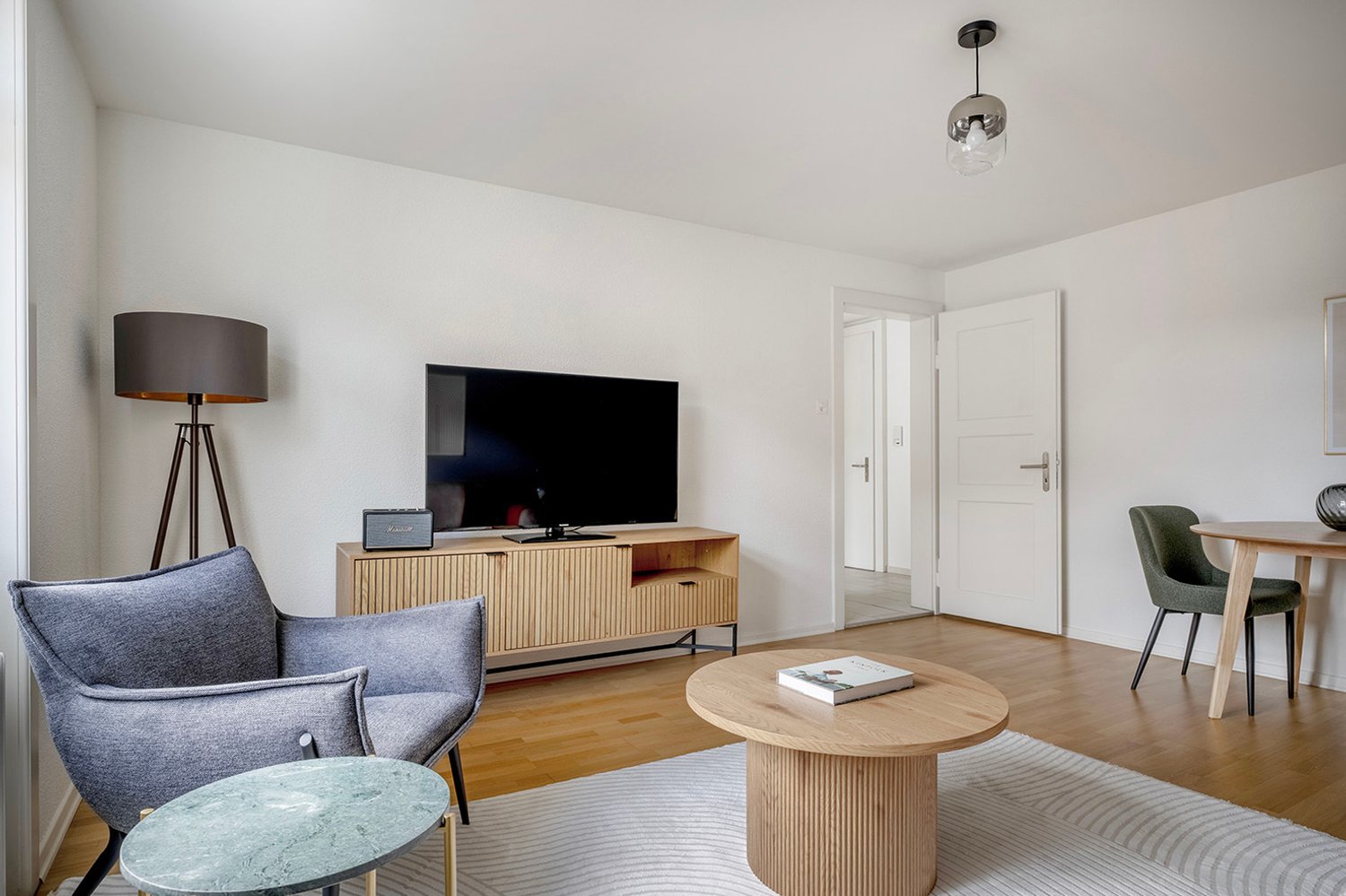2 ½ rooms furnished flat