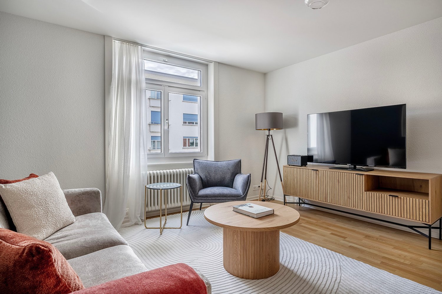2 ½ rooms furnished flat
