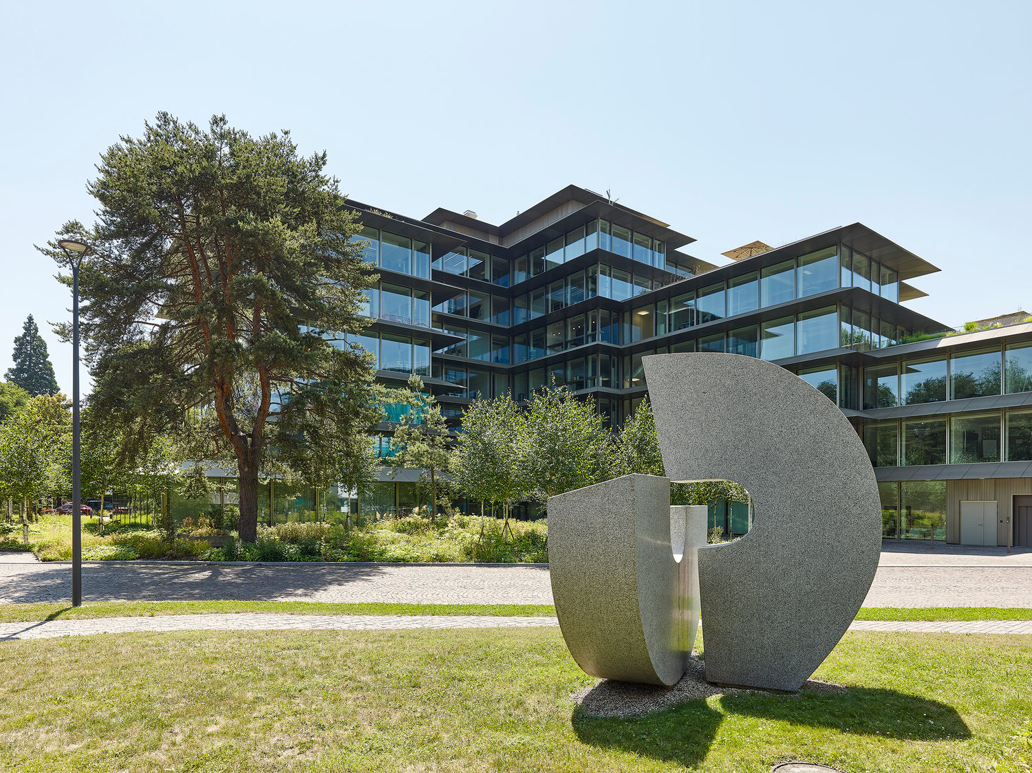 1451m² office, photo 2 of 10