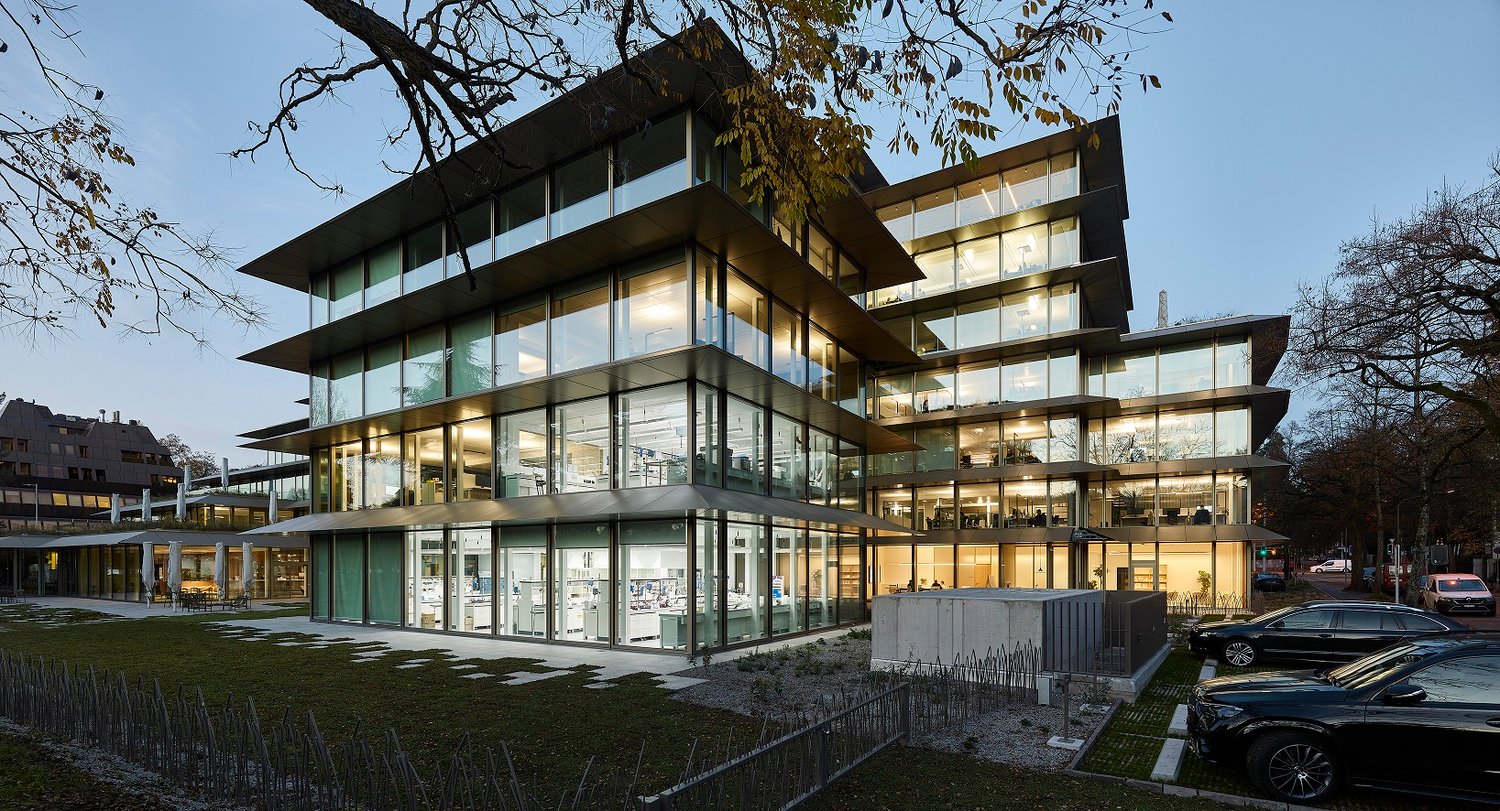 1451m² office, photo 3 of 10
