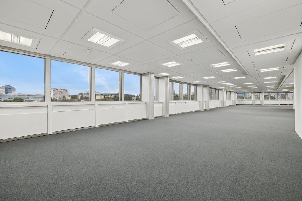 417m² office, photo 6 of 9