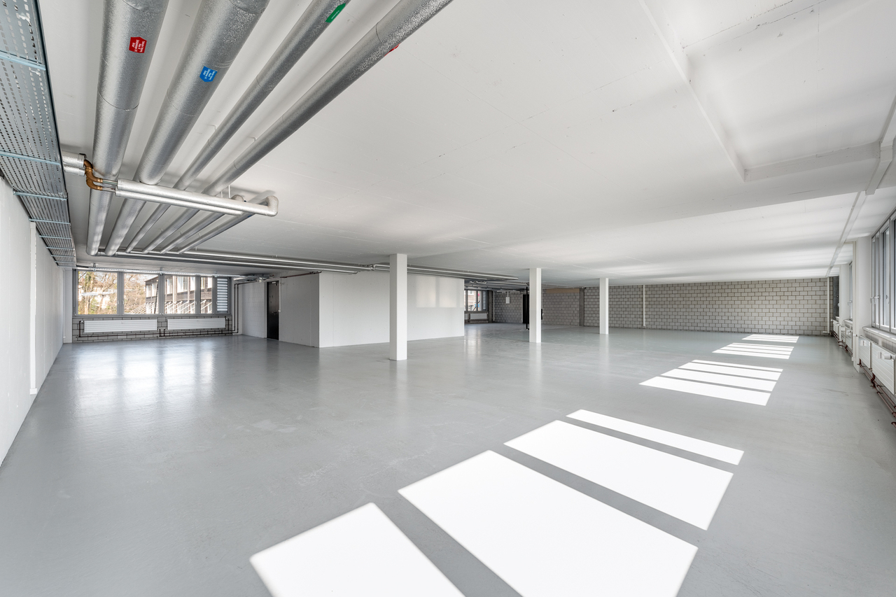 708m² commercial