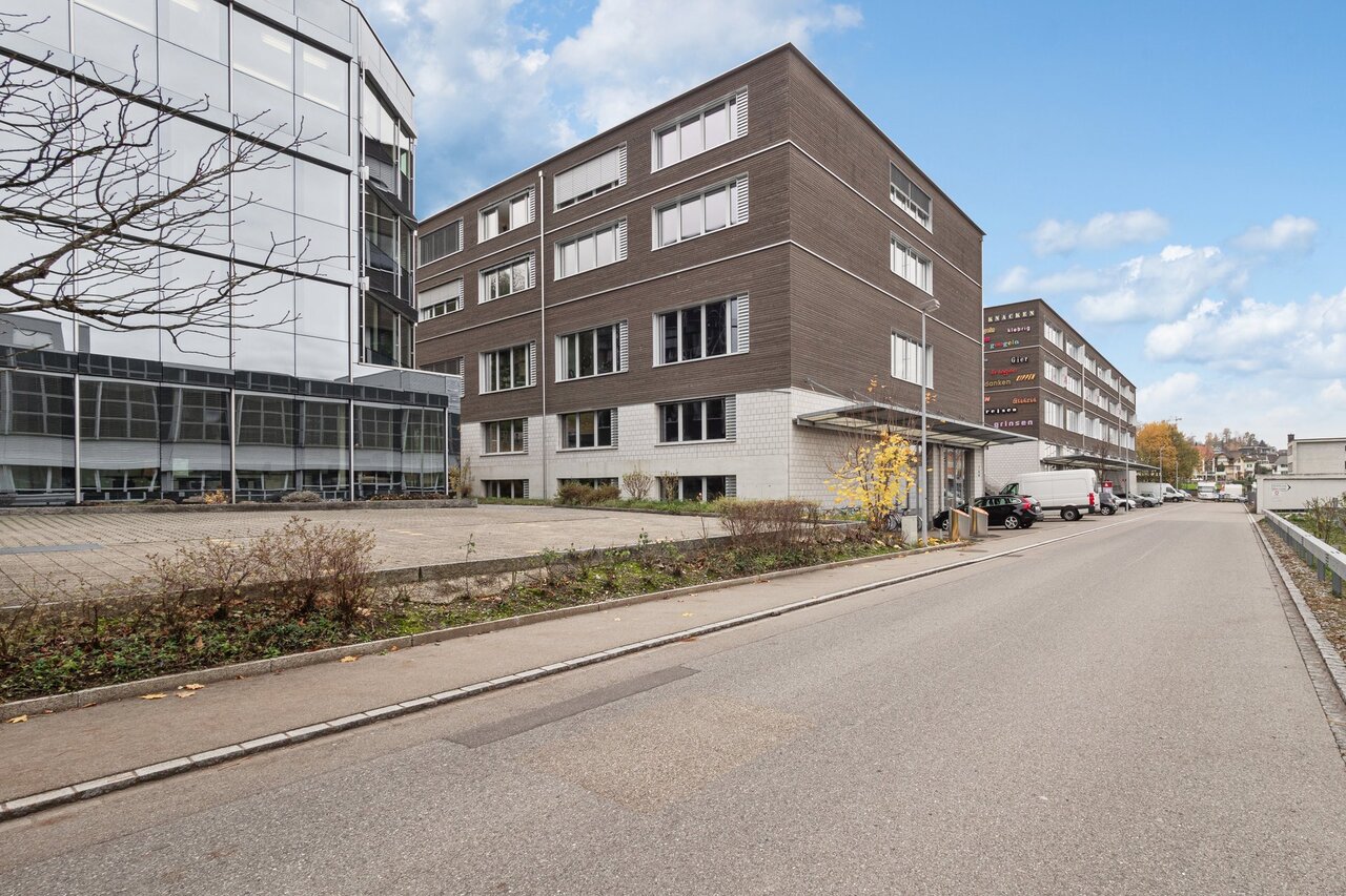 708m² commercial