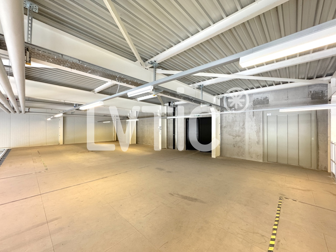 1000m² advertising area, photo 9 of 10