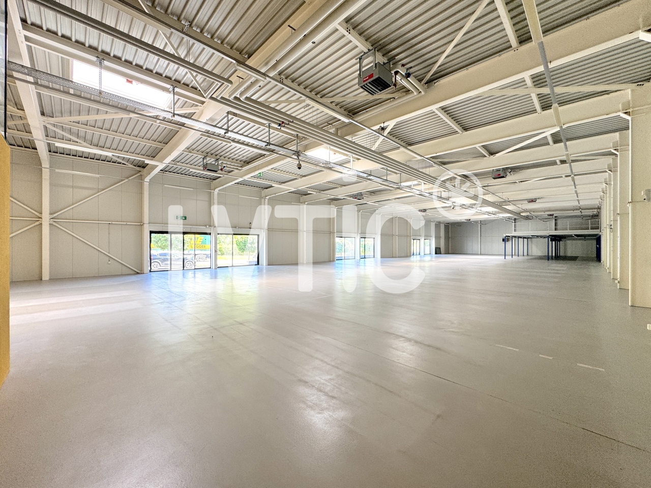1000m² advertising area, photo 1 of 10