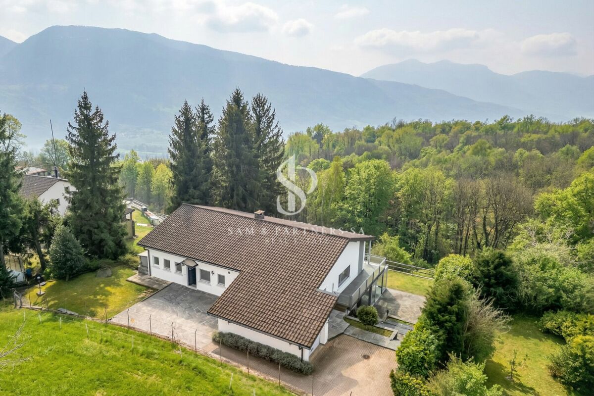 6 ½ rooms single house