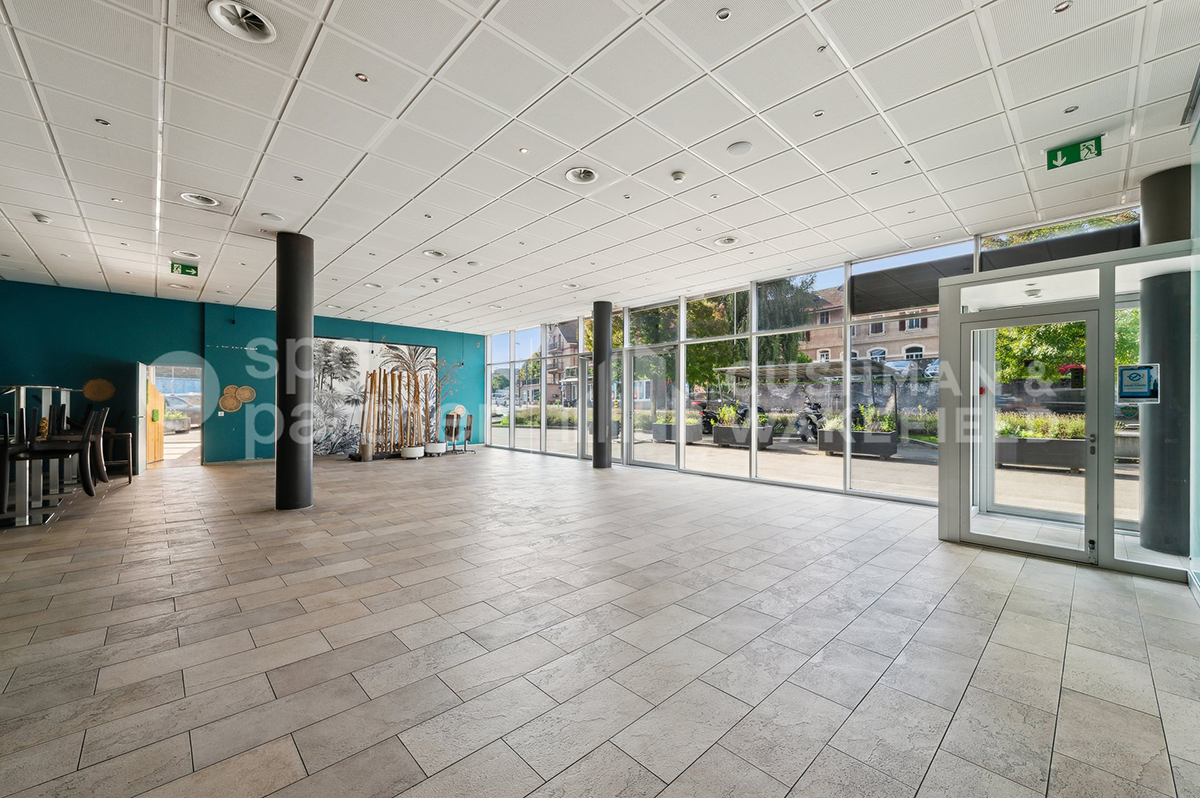 548m² commercial, photo 7 of 7