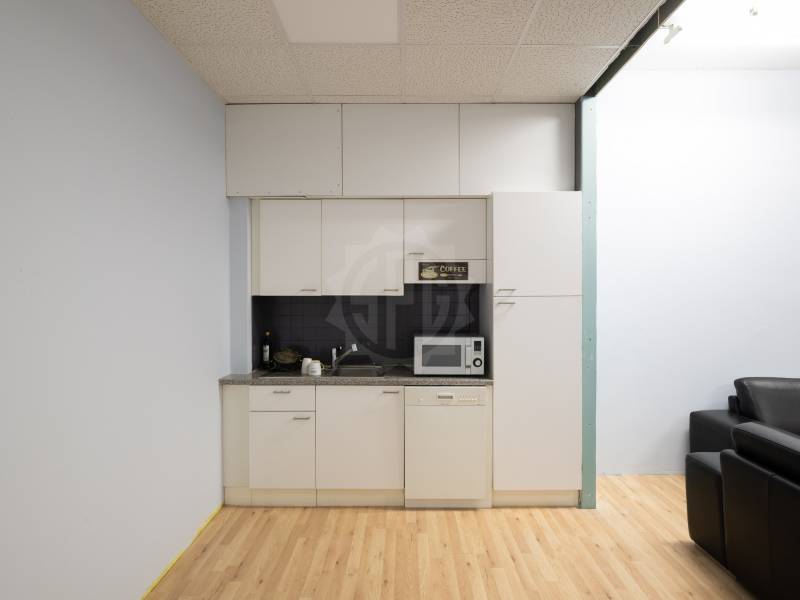 348m² office, photo 4 of 10
