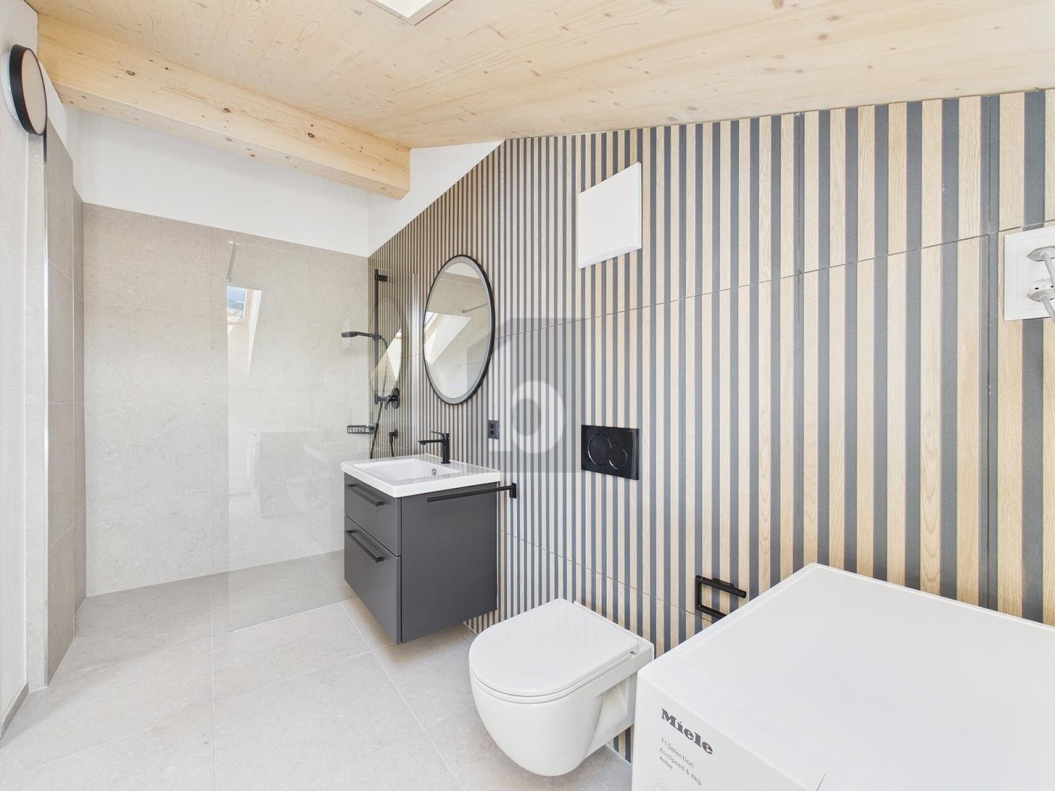 2 ½ pièces appartement au dernier étage