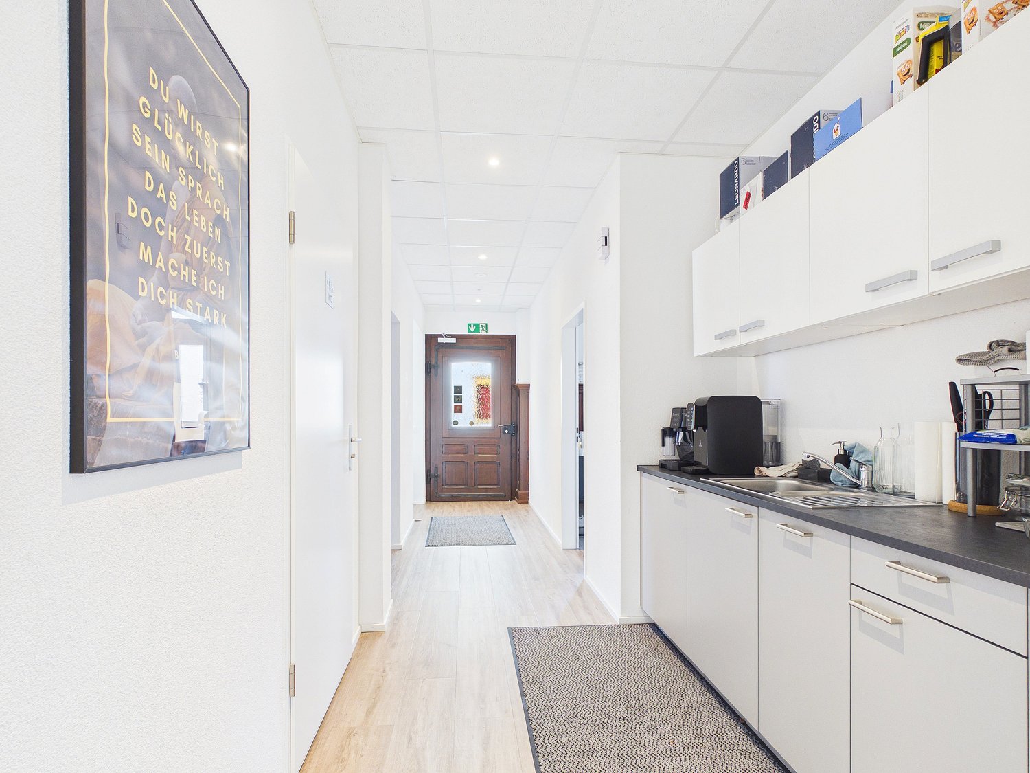 140m² office, photo 3 of 10