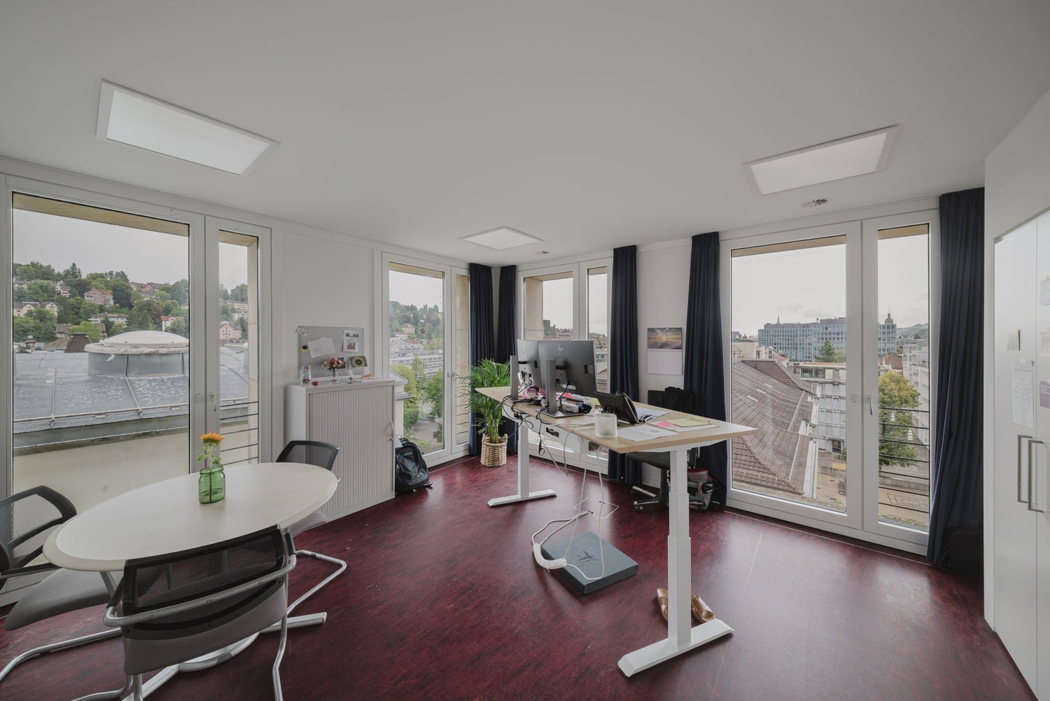 447m² office, photo 3 of 10