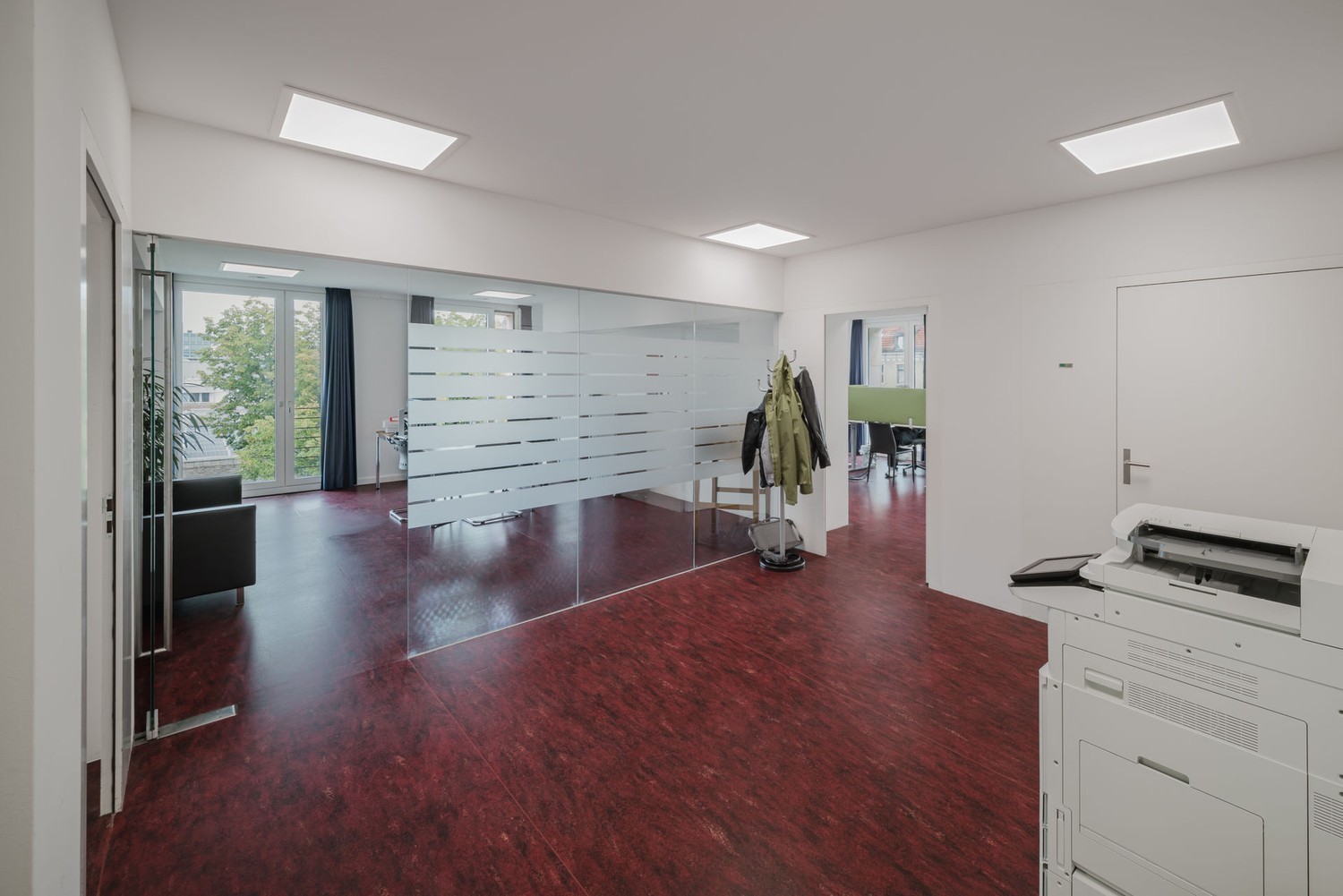 447m² office, photo 5 of 10