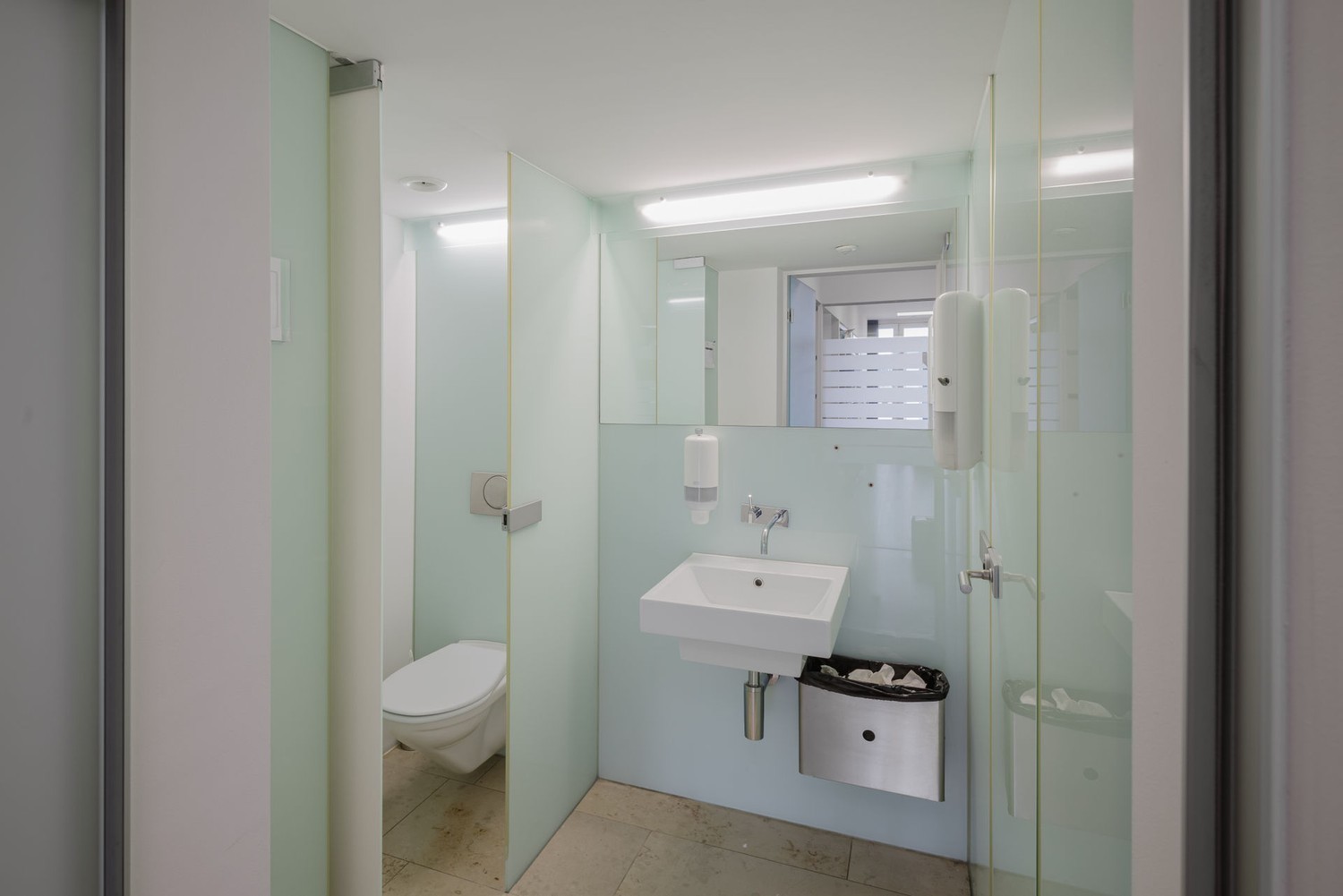 447m² office, photo 9 of 10