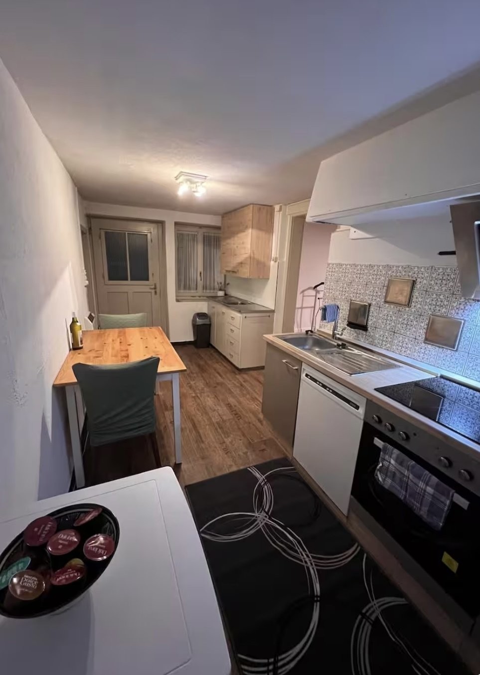 3 rooms furnished flat
