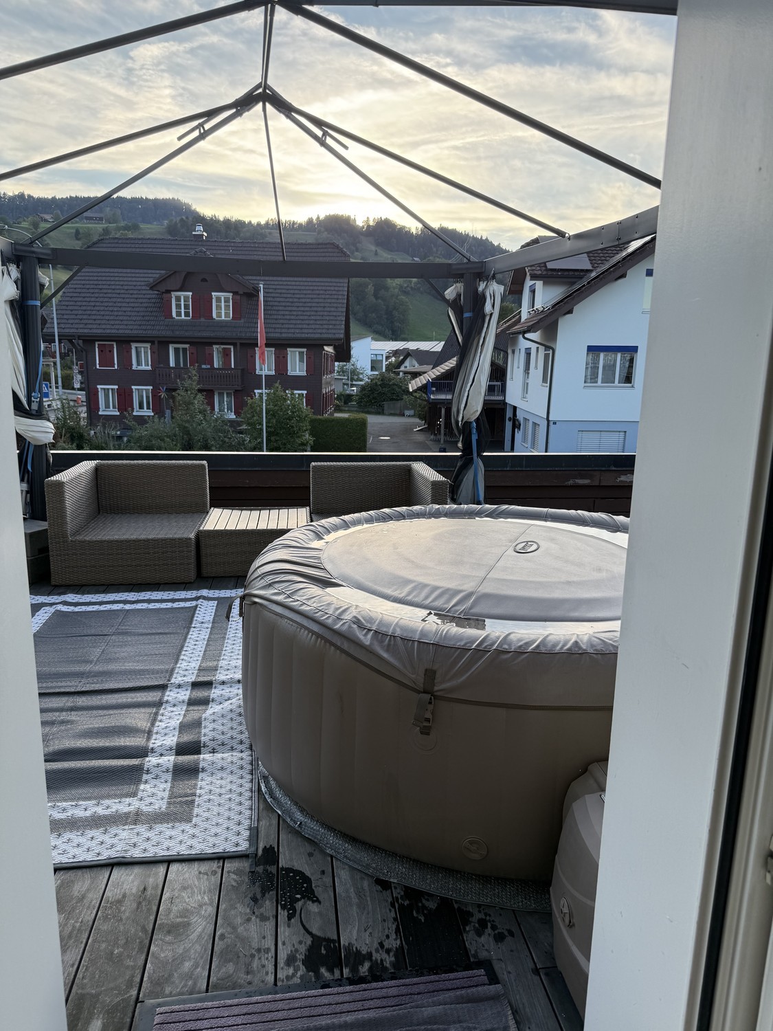 2 rooms apartment, photo 1 of 10
