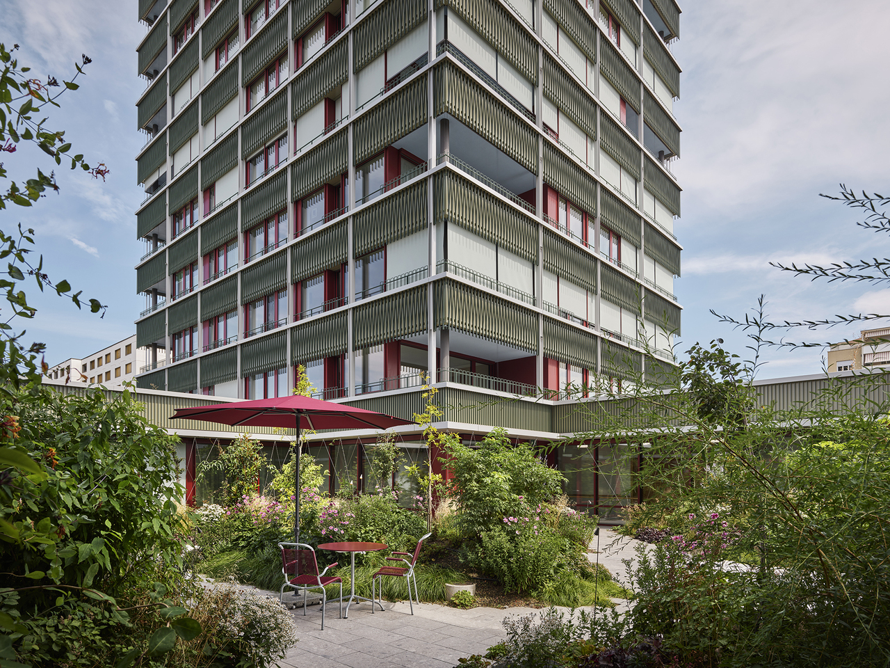 210m² office, photo 2 of 8